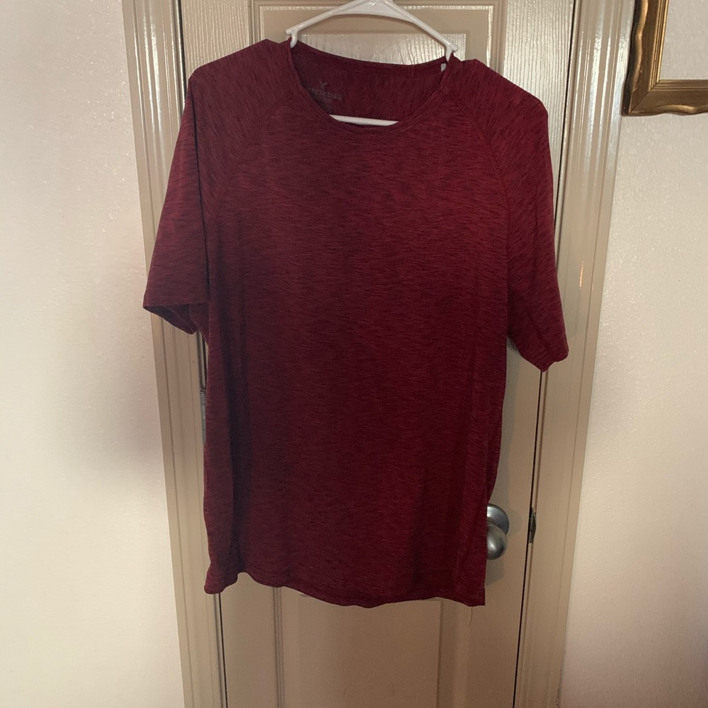 American eagle red active flex shirt M